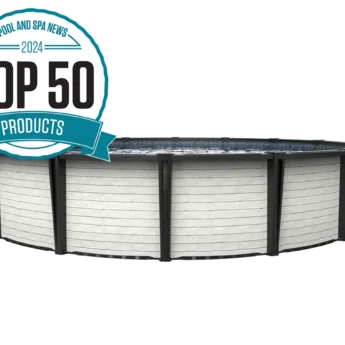 Carvin Ruby Lumina round above-ground pool with horizontal white wood slat finish, Pool & Spa News Top 50 Products 2024 award badge – piscine hors terre ronde à fini lattes de bois blanc horizontal avec insigne Top 50 Produits 2024